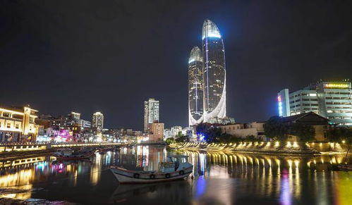 厦门代表性的地标建筑,设计师说像风帆,市民却觉得像两把刀
